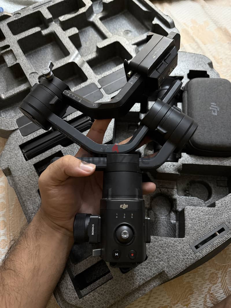 Ronin s 2