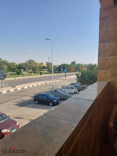 شقة للبيع بمدينة الشروق – إسكان المرحلة الثانية