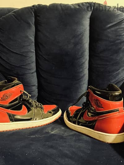 Nike Air Jordan 1 Patent Bred original (44) مستعجل علي البيع مقاس