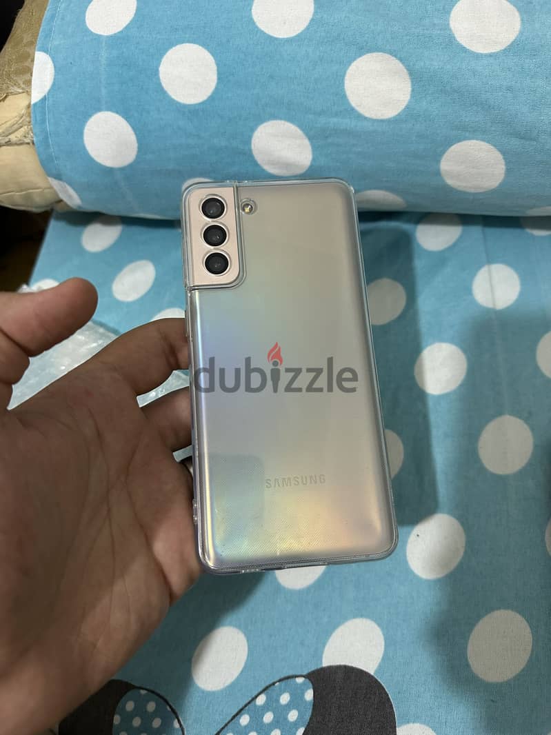 Samsung S21 Plus 1