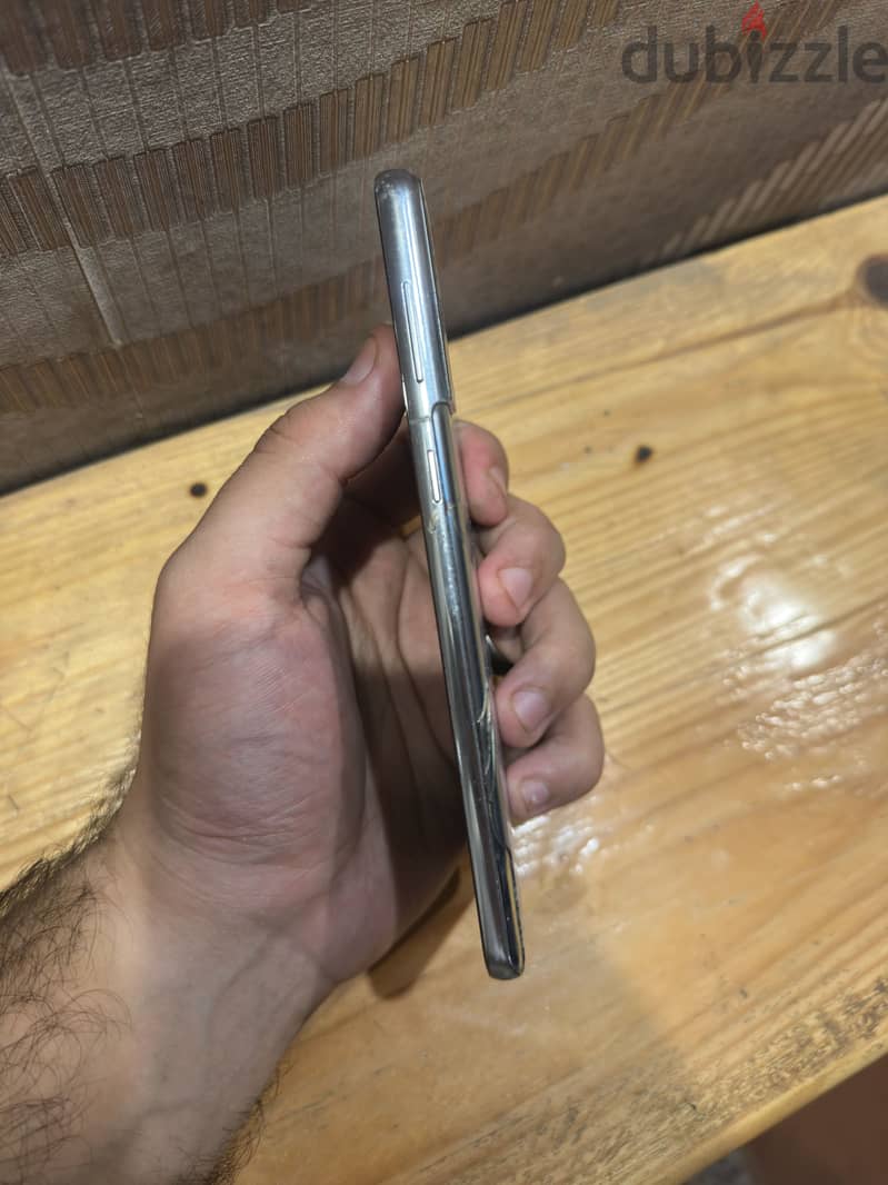 Samsung S21 Plus 2