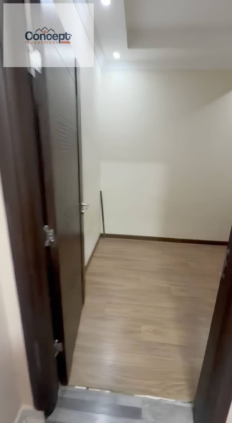 شقة بـ٣ غرف نوم في ايست تاون، صورة ١٠ من ١٢