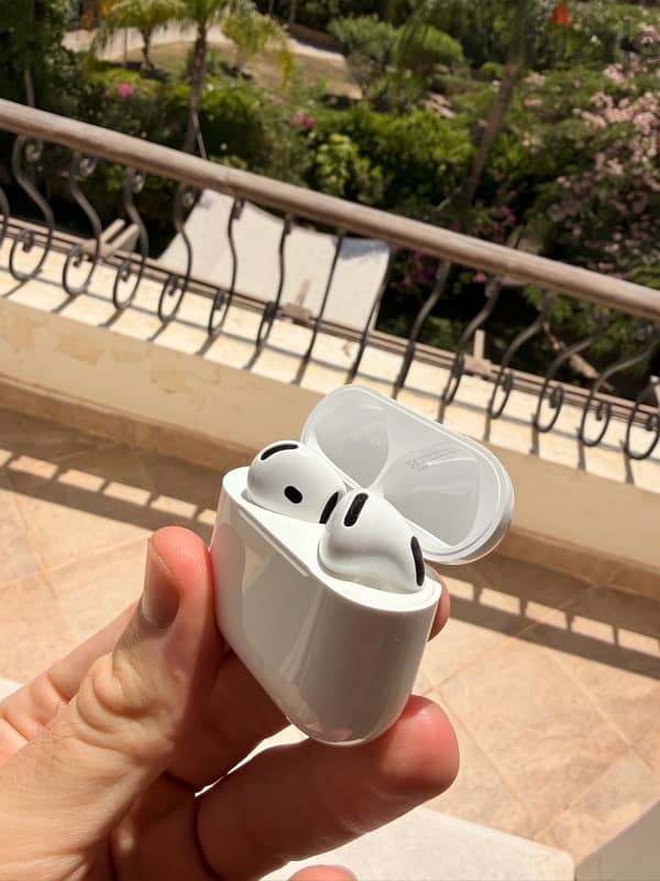 Airpods 4 3