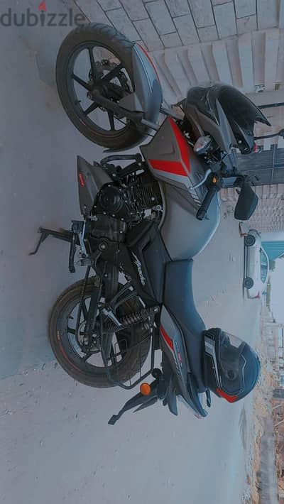 TVS Apache RTR 160 2v