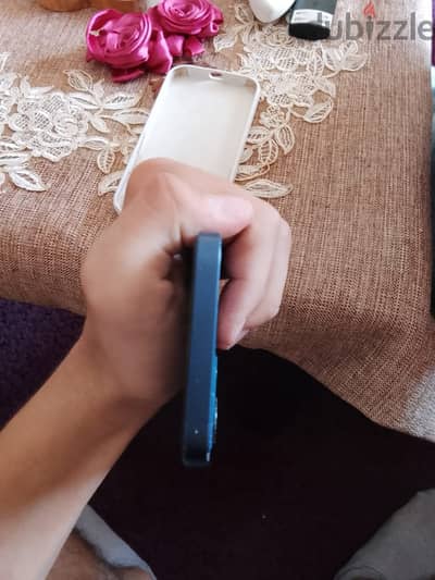 آبل - آيفون 12