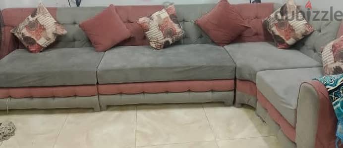 ركنه  عموله ٥ ومتر ونص حاله جديدة جدا