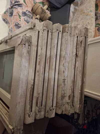 عدد ٦ شبابيك للبيع
