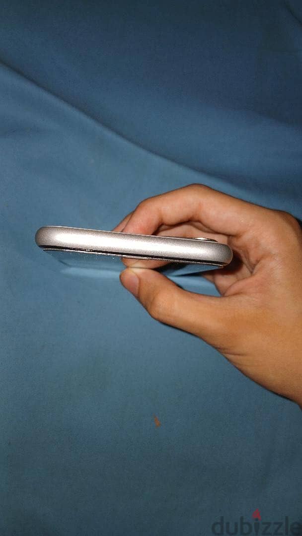 Apple - iPhone 11 6