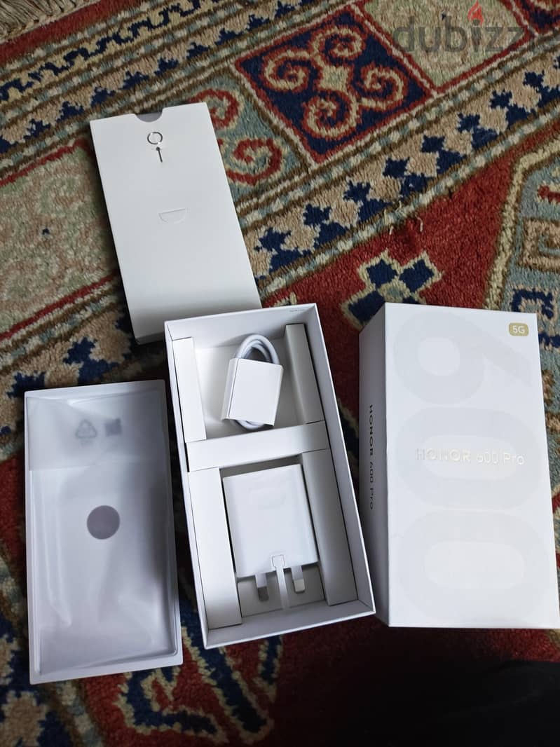 Honor 600 Pro 1