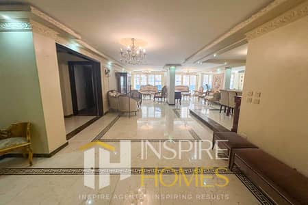 Apartment 450 sqm Directly on 45 St. – Licensed with Sea View