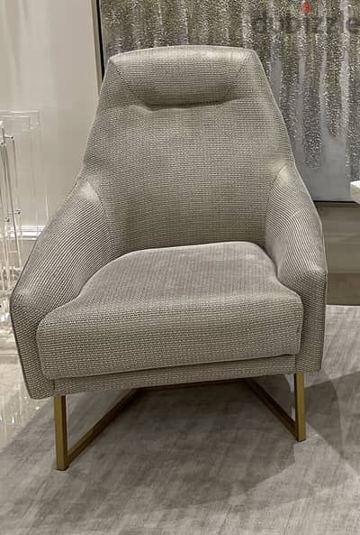 Set of 2 Elegant Accent Side Chairs (Excellent Condition)