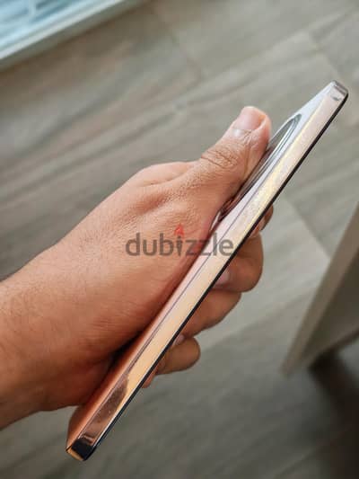 اوبو رينو 12 اف
