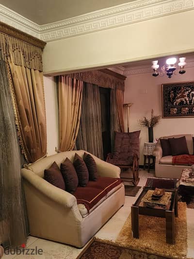 شقة للبيع على كورنيش النيل – عمارات الإخاء – غرفتين – ريسبشن 3 قطع المعادي