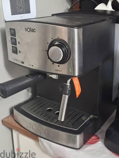 Espresso coffee & milk frothing machine