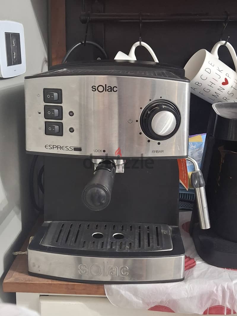 Espresso coffee & milk frothing machine 1