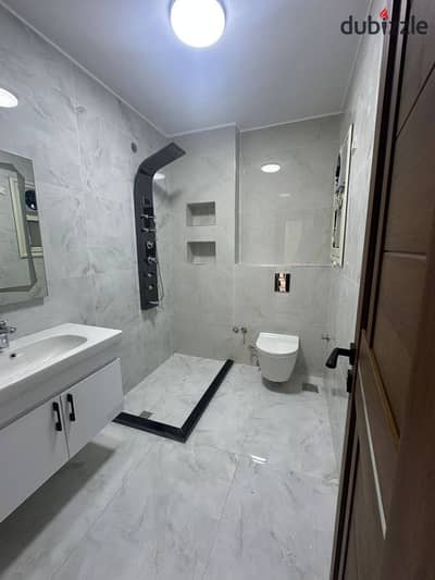 Apartment for sale in Al-Khamail Compound, Sheikh Zayed, behind the Police Mosque