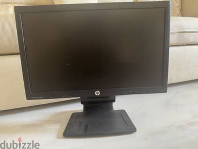 شاشه hp بحاله ممتازه جدا