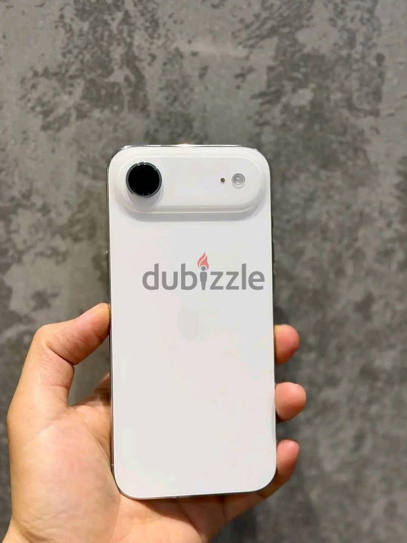 Apple - iPhone 17 Air 1