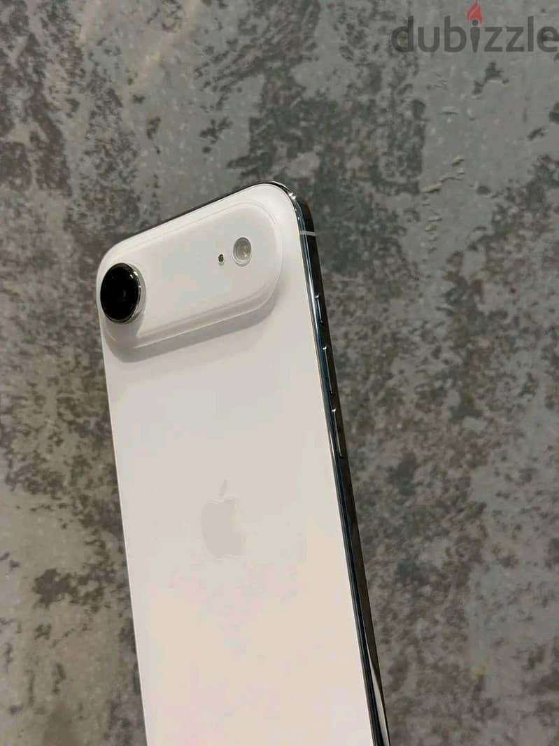 Apple - iPhone 17 Air 2