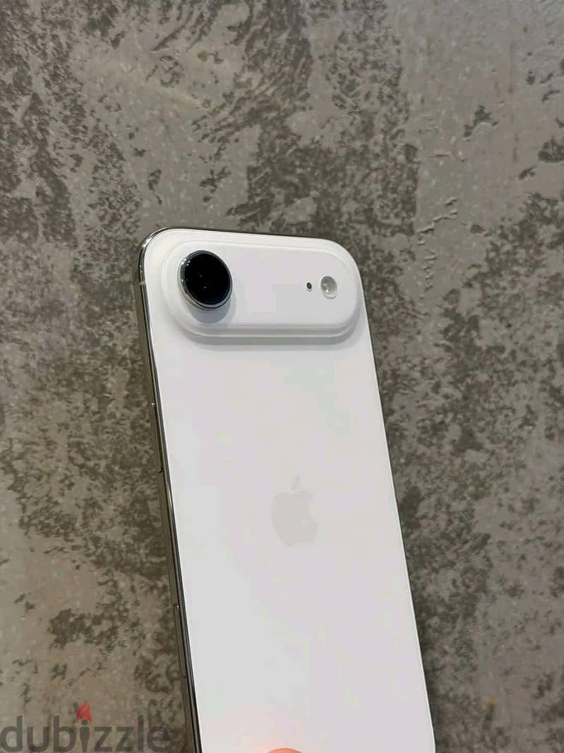 Apple - iPhone 17 Air 3