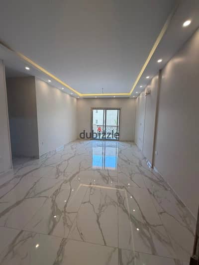 Apartment for rent in the Paradis compound with special finishes, steps from the American University