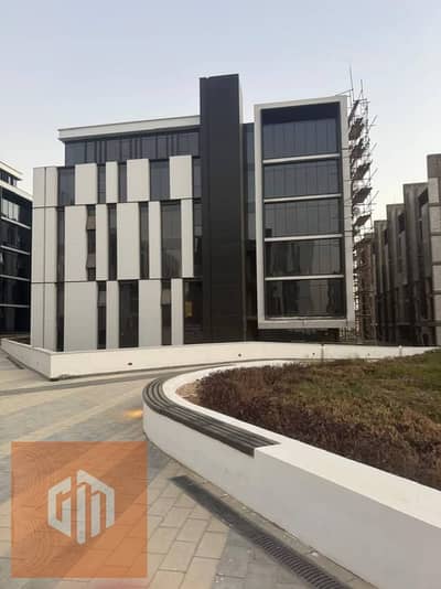 Distinct office space inside Hyde Park, fully finished at the lowest price per square meter, ready for handover in Fifth Settlement, New Cairo