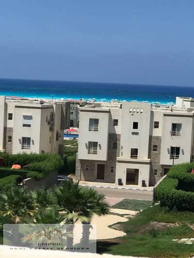 بنتهاوس متشطب استلام فوري شايف بحر بالكامل خصوصيه عاليه للبيع في امواج الساحل الشمالي - Amwaj