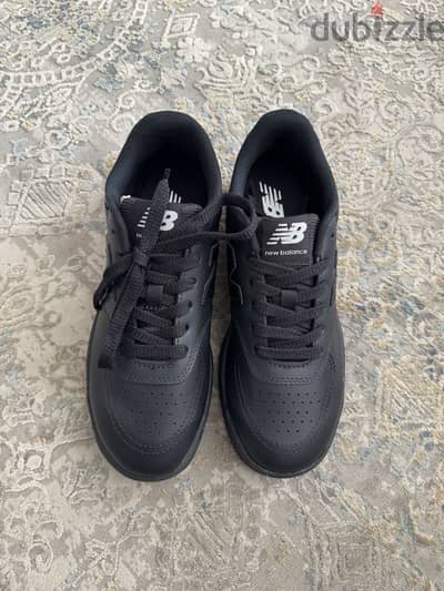New Balance original Black sneakers brand new