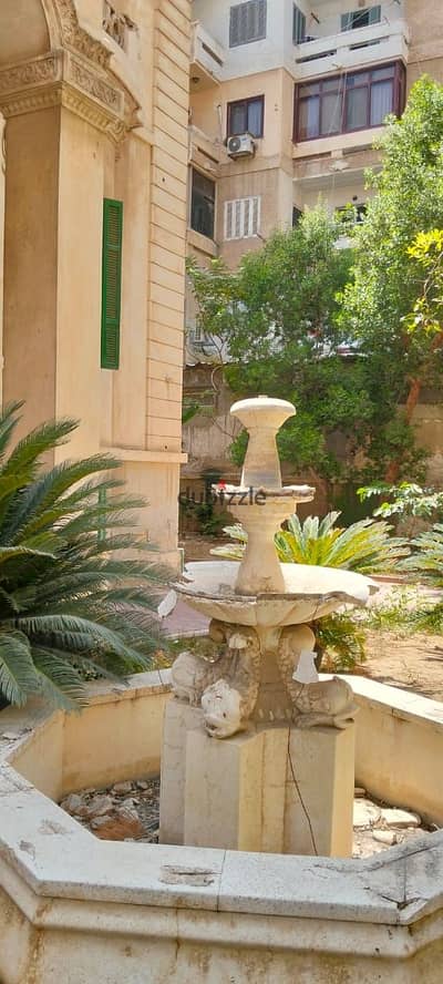 For those interested in opportunities and luxury (for sale) a mansion 1800 meters in a distinguished location in San Stefano - overlooking the sea