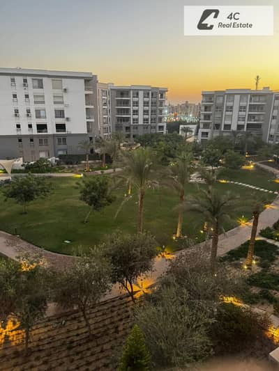 For sale at loss 600k A 3 bedroom apartment in Greens phase Hyde Park New Cairo Fifth Settlement featuring convenient remaining installment plan For sale at loss 600k A 3 bedroom apartment in Greens phase Hyde Park New Cairo Fifth Settlement featuring convenient remaining installment plan