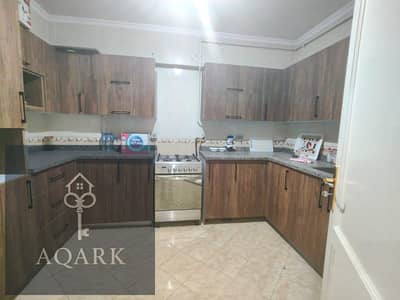 180m for rent next to the eastern market in Wide Garden Bahri