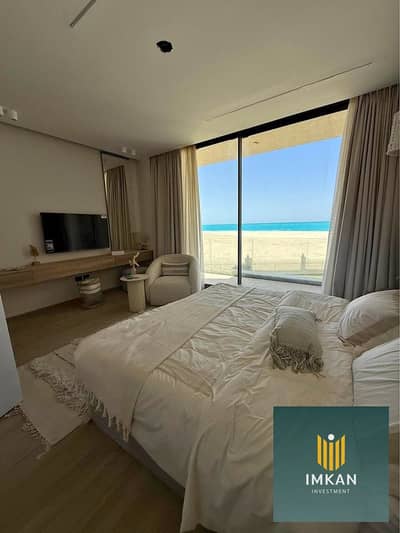 Two-bedroom chalet on the sea for sale with a 5% down payment in Hacienda Ras El Hekma - North Coast. Chalet for sale in Hacienda Ras El Hekma.
