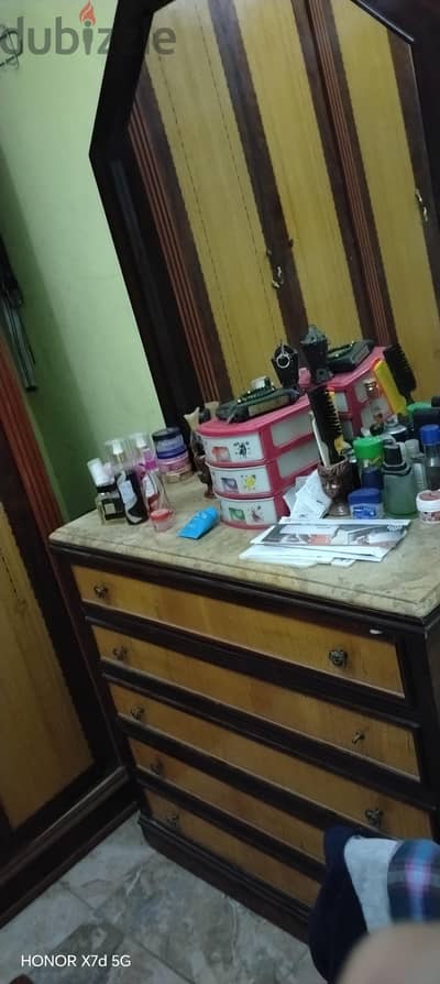  غرفة نوم كاملة للبيع بسعر مميز 