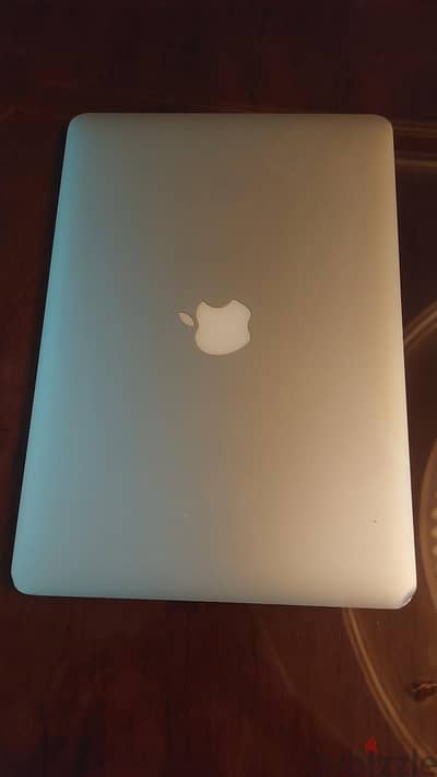 للبيع MacBook Air 13 inch 128 جيجا 2017