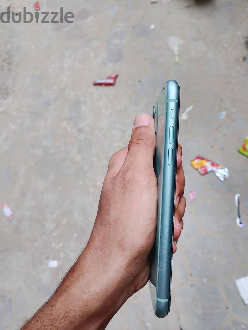 iPhone 11 2