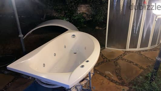 Jaccuzi Bathtub For Sale