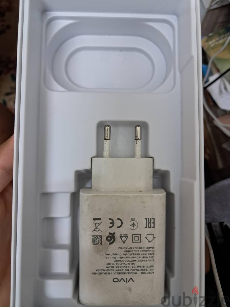 Vivo Y03 4
