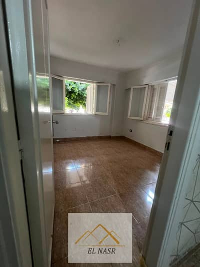 Ground office for rent near Al-Siraj Mall in Nasr City, near the extension of Makram Obaid and Mustafa Nahas, and Zakir Hussein - a very vital and distinctive location.
