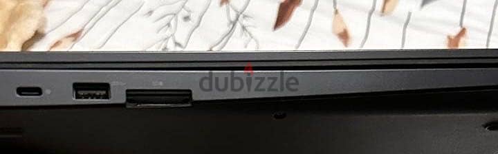 Dell latitude 5590 4