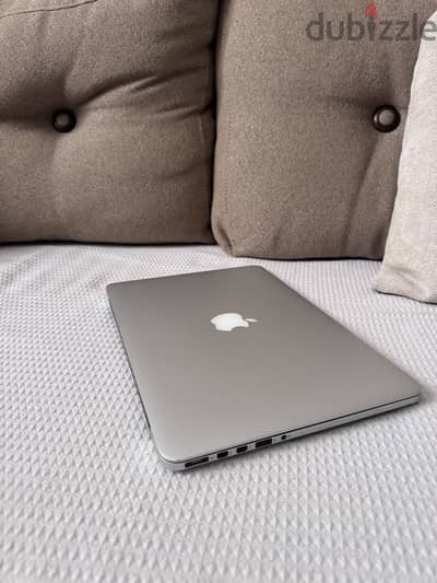 MacBook Pro Retina 13” Late 2013 – حالة ممتازة