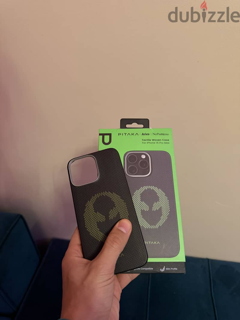Pitaka case iphone 16 pro max 2