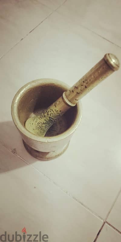 بيع هون نحاس عمره أكثر من ١٠٠ سنه