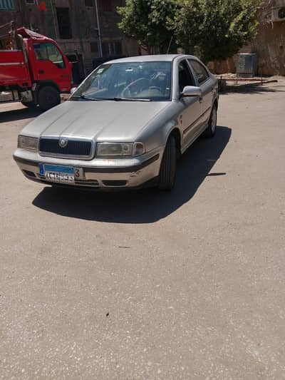 سكودا أوكتافيا 2000