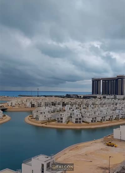 For sale: 140m² chalet, finished, on Lake Alamein in Mazarine, Alamein, with a view of the towers and next to Downtown. For sale: 140m² chalet, finished, on Lake Alamein in Mazarine, Alamein, with a view of the towers and next to Downtown.