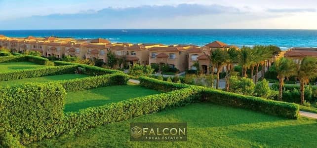 For sale: 3-bedroom chalet (finished + first row on the sea) next to Porto Sokhna Hotel and Stella Di Mare in the heart of Ain Sokhna