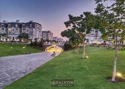 For sale in Park Site, New Administrative Capital, opposite the Green River, with the lowest down payment in the market, installments over 10 years.