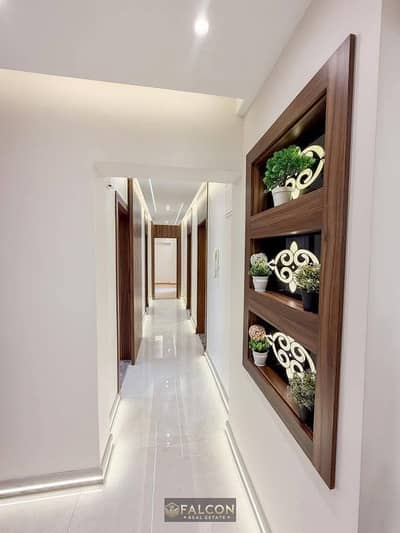 Apartment for sale (100 sq m - 2 rooms), fully finished, in Talal New Heliopolis compound, next to Sodic East compound, minutes from Madinaty compound