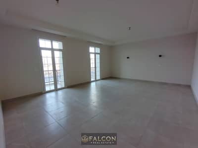 شقه ( 70م - غرفتين - الاستلام بالتشطيب ) مقدم 500,000 + قسط 8 سنوات - بجوار الحي اللاتيني , مزارين , امام ابراج العلمين