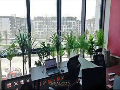 مكتب جـاهز للمعاينه ( 70م ) On the facade في وان ناينتي one Ninety في قلب القاهره الجديده