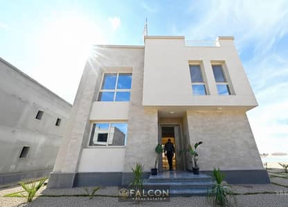 فيلا صف اول ( 295م - Lagoon view ) أقــل سعر !! مارينا 8 - Double View ( غرف 5 ) موقع مميز بالقرب من مراسي و مارينا 5 دقايق م ( الحي اللاتيني , مزارين